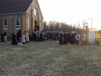 A group shot of the entire church and visitors..